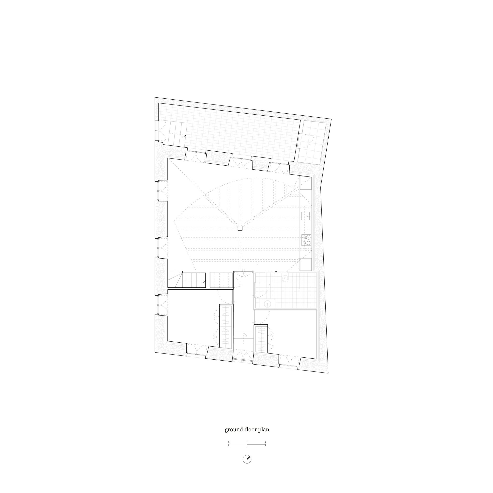 Ground-floor plan with the circular ceiling cut marked above the main living area
