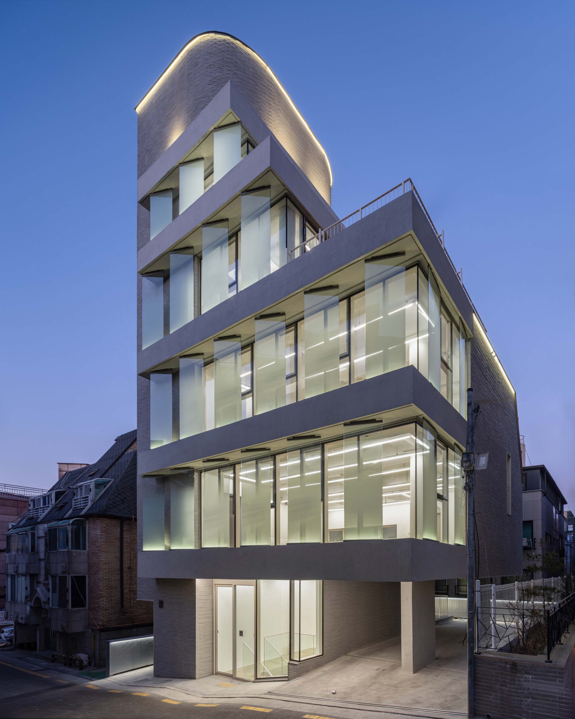 Nonhyun 169 by See Architects