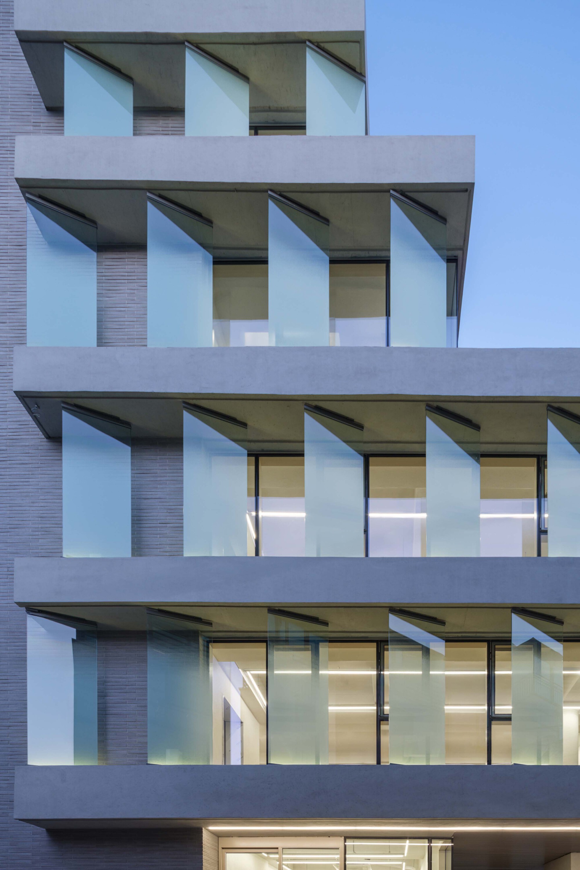 Nonhyun 169 by See Architects