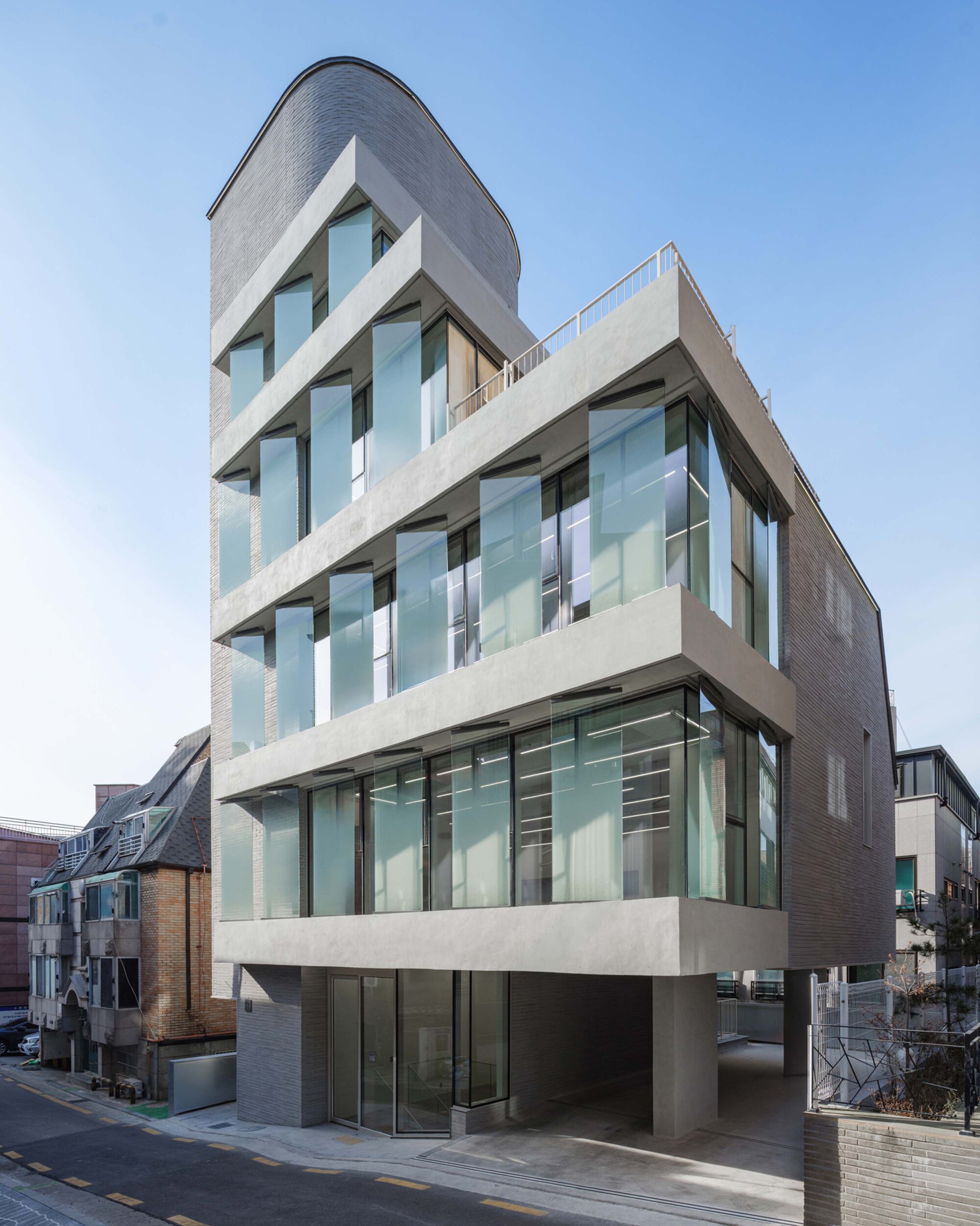 Nonhyun 169 by See Architects