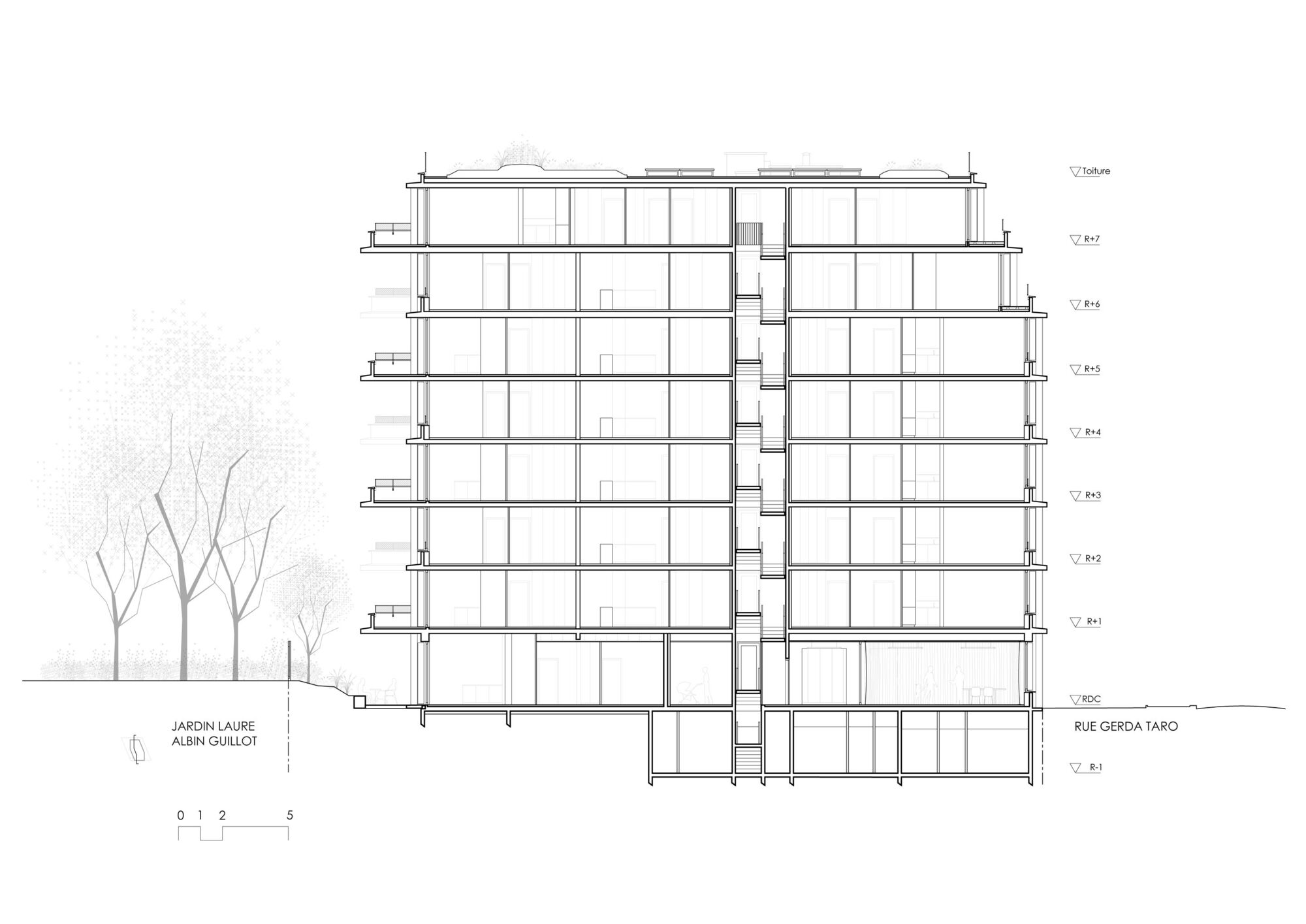 Building section through the family-flat block showing the park side and the street side