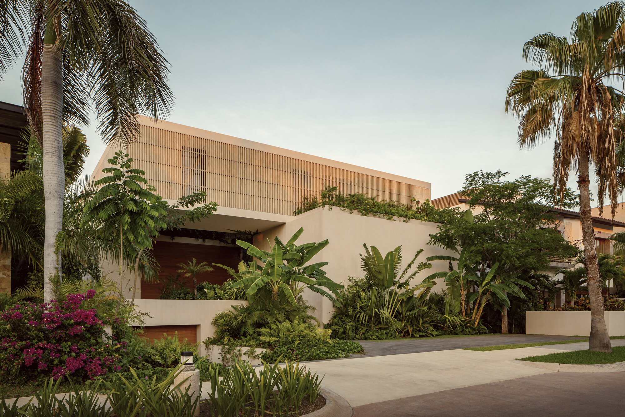 PUKKUN Residence by REIMS 502