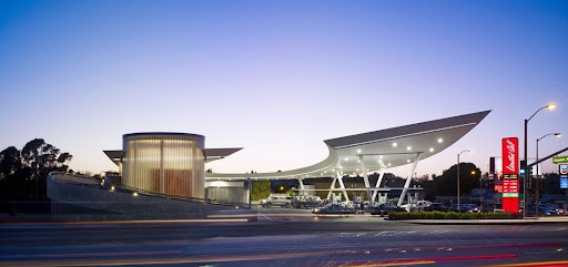 Abandoned service station